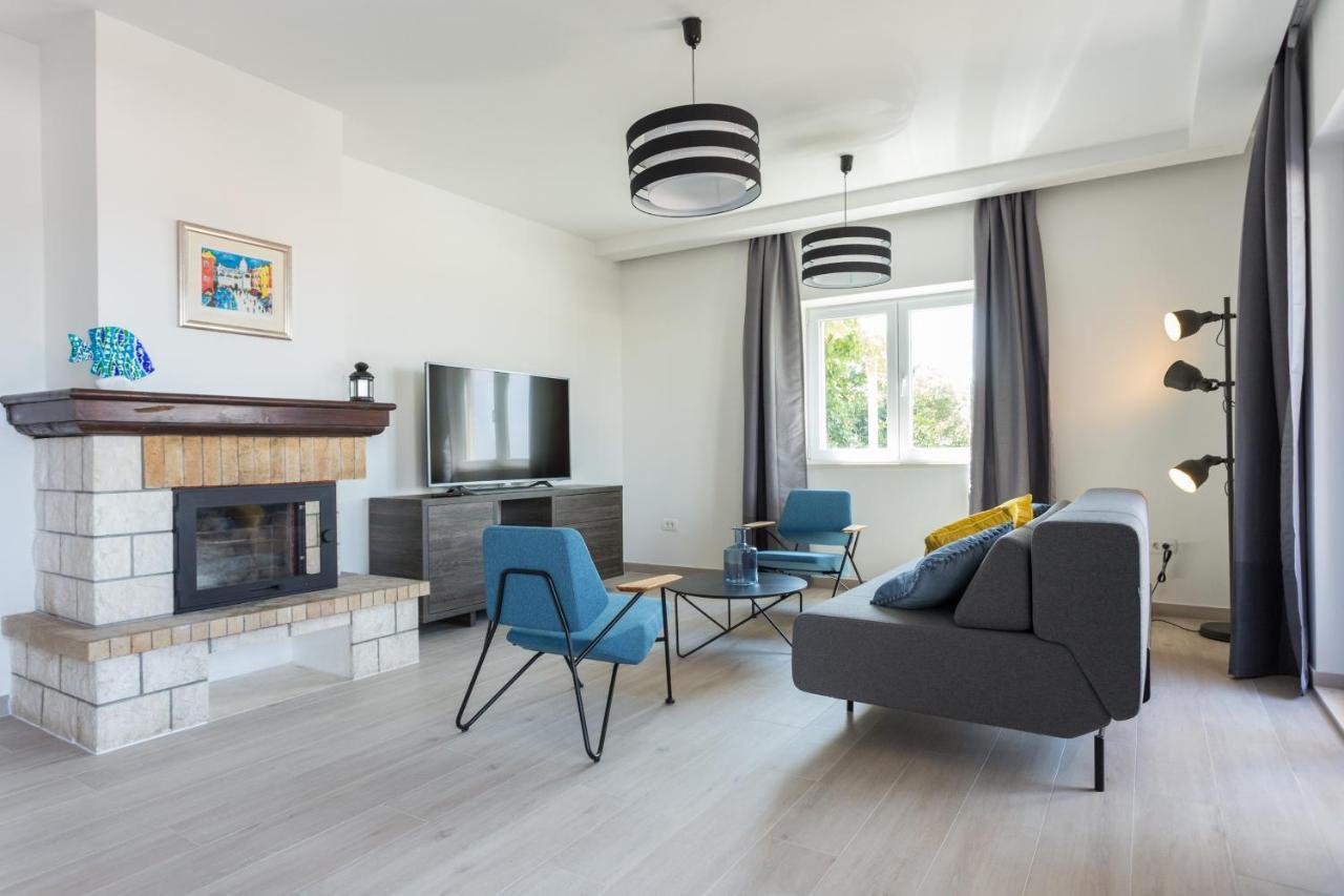 Apartments Bella Vista - مْليني المظهر الخارجي الصورة